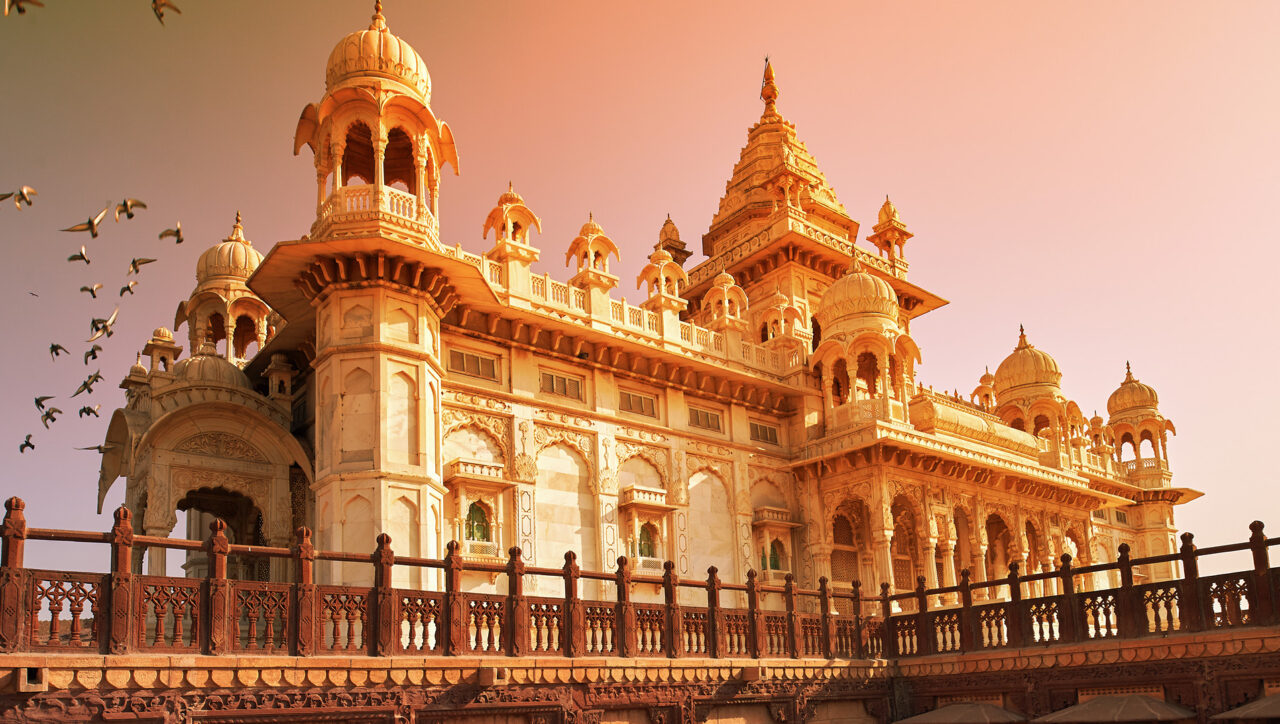 History of Rajasthan, Private Taj Tour