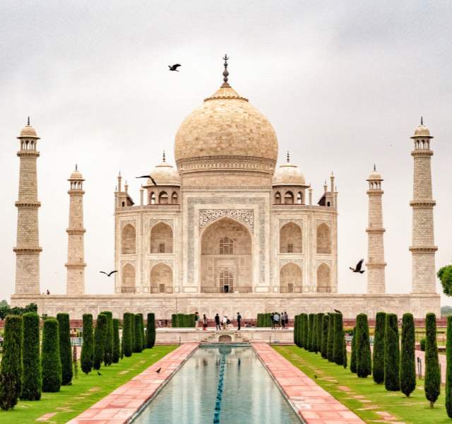 Agra Destination Tour Guide
