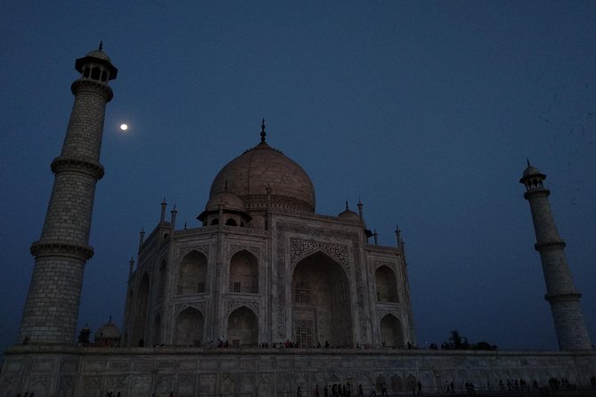 Taj Mahal Overnight Tour