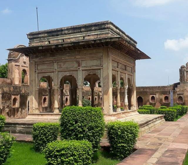 Jhansi Fort Heritage Tour